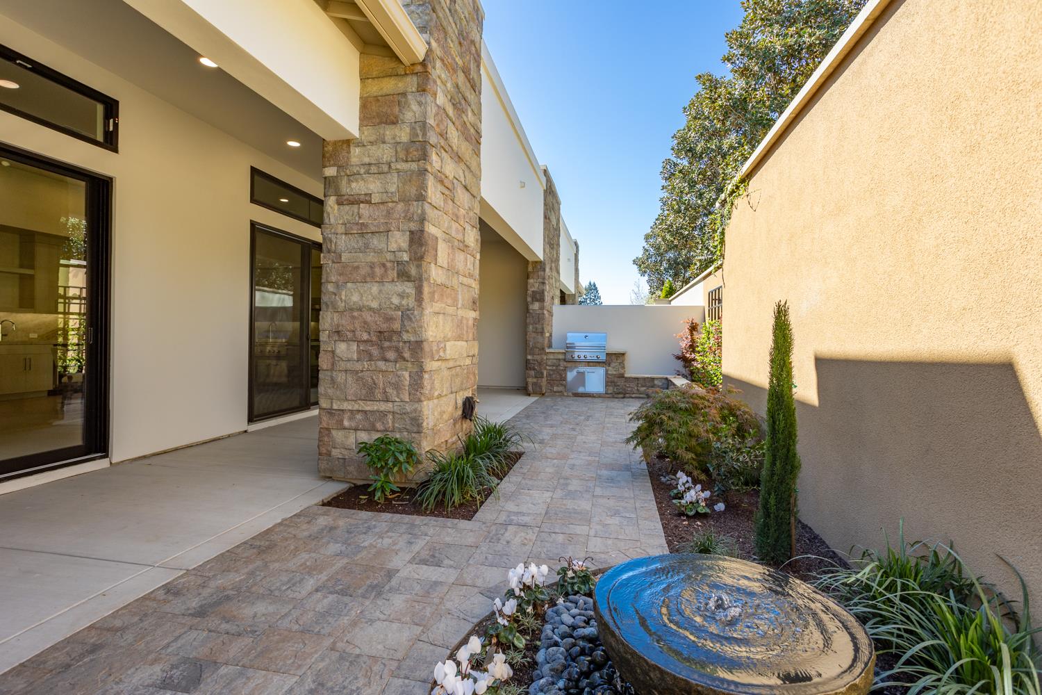 1319 Trey Way Modesto, CA 95356 - Photo 27 of 33