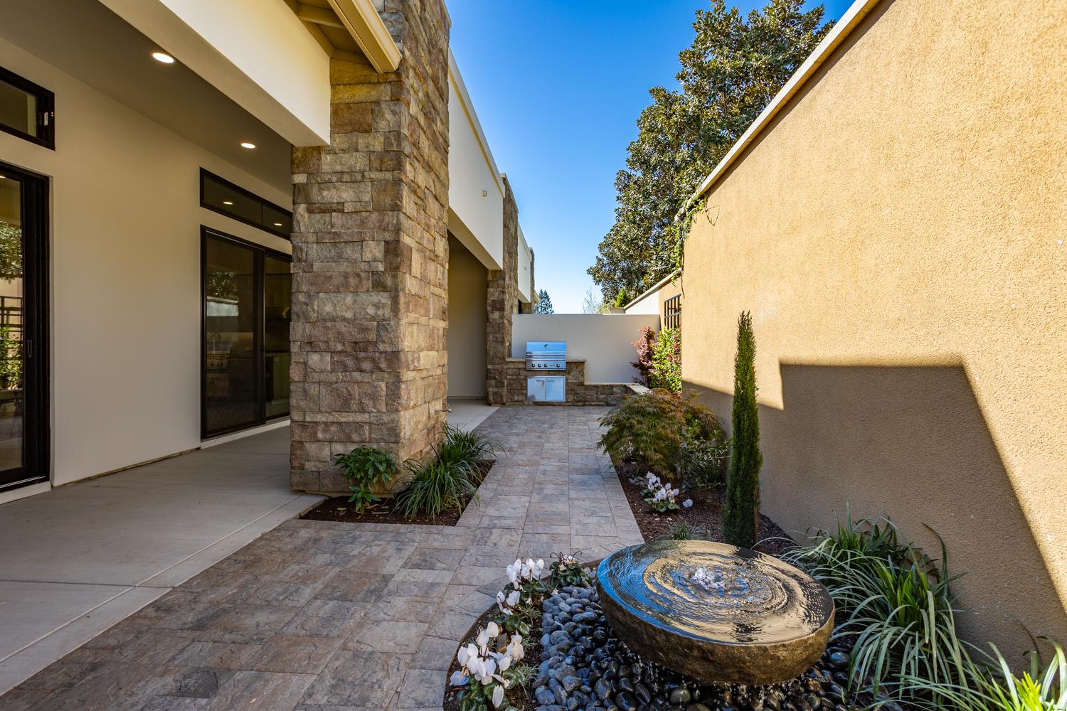 1319 Trey Way Modesto, CA 95356 - Photo 30 of 33