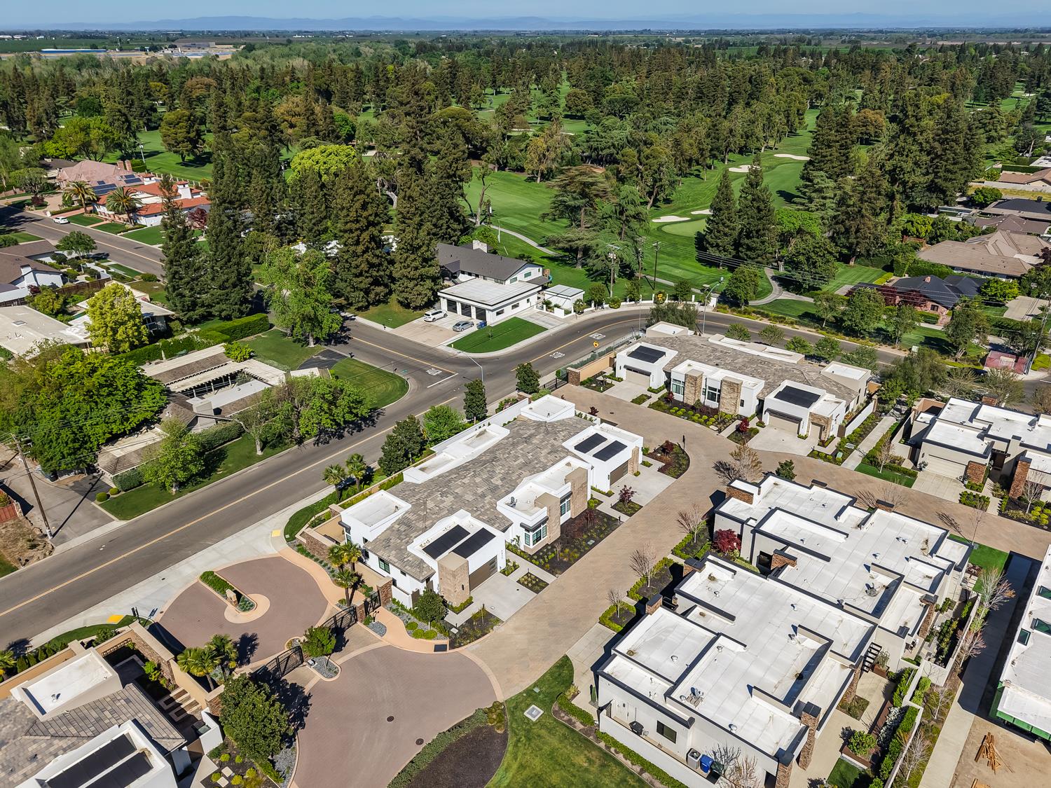 1319 Trey Way Modesto, CA 95356 - Photo 5 of 33