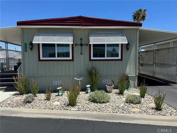 $35,000 | 260 North Lyon Avenue, Unit 112, Hemet, CA 92543