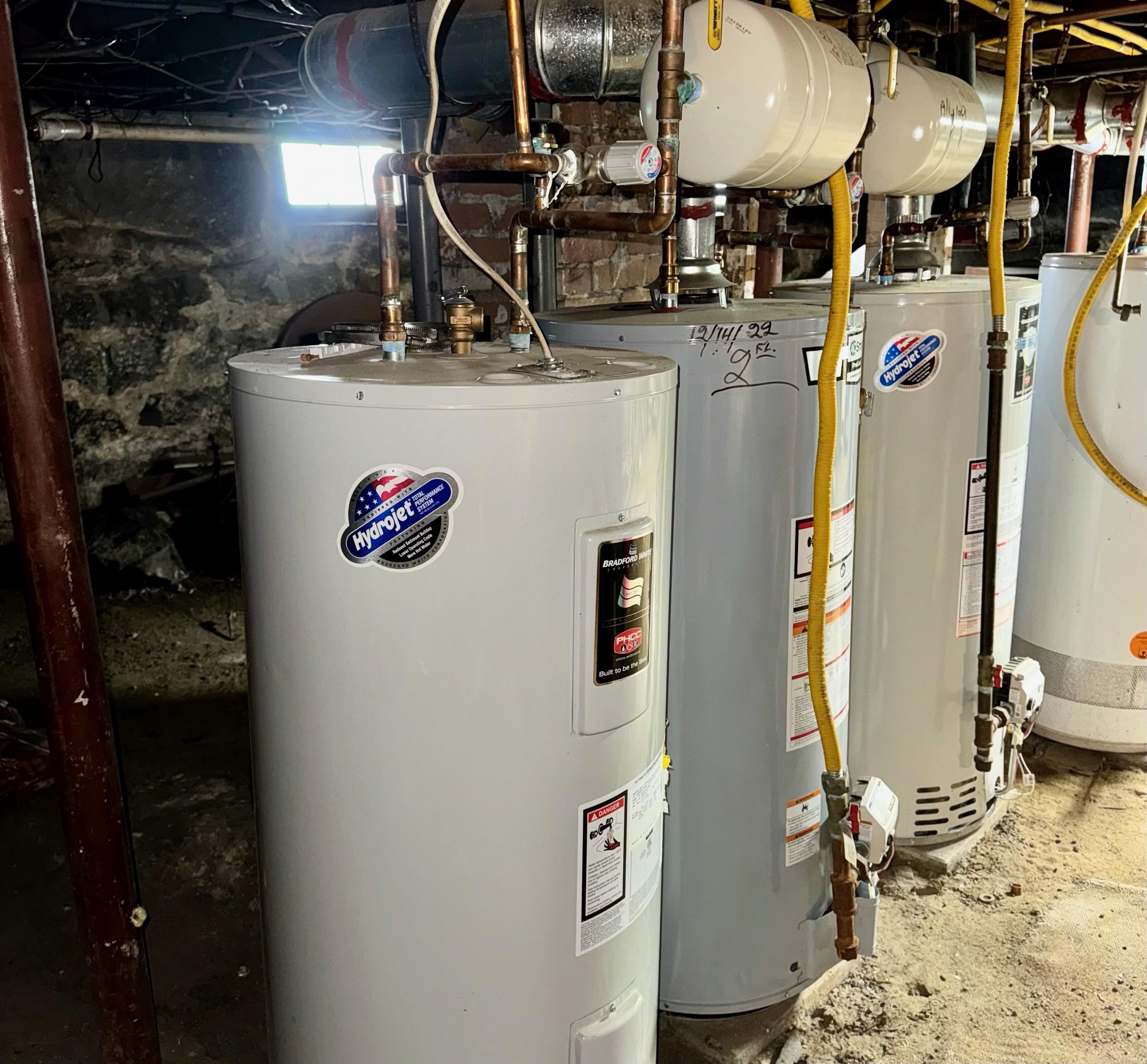 367 Spruce Street Manchester, NH 03103 - Photo 11 of 28