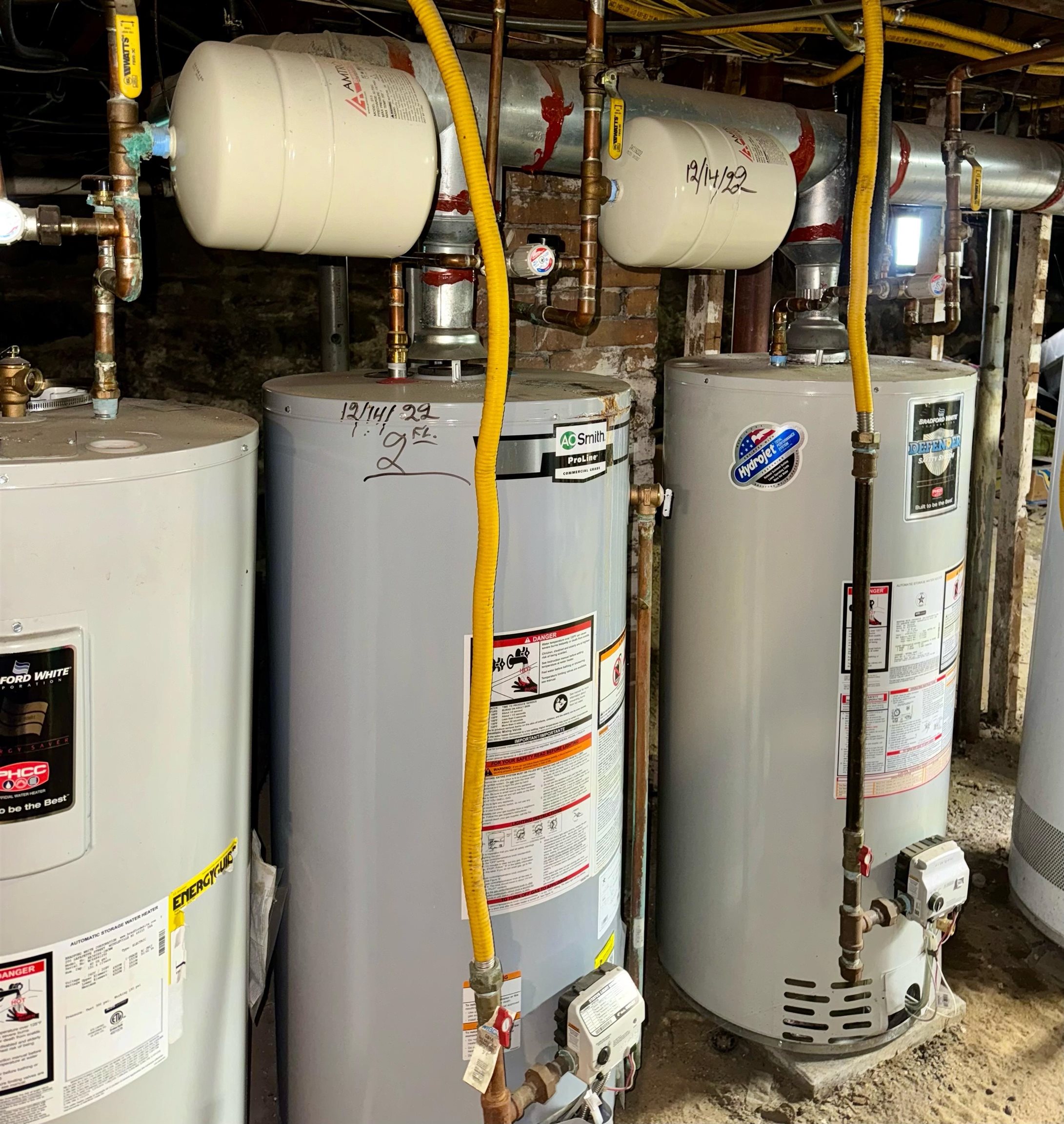 367 Spruce Street Manchester, NH 03103 - Photo 14 of 28