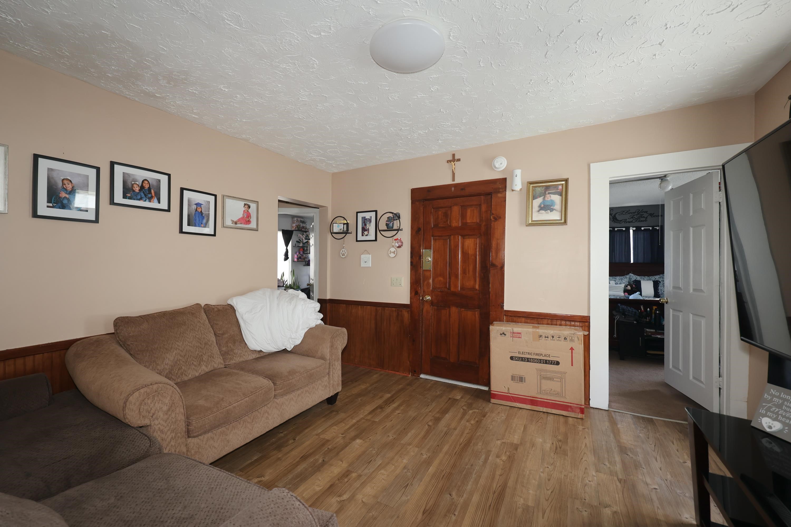 367 Spruce Street Manchester, NH 03103 - Photo 28 of 28