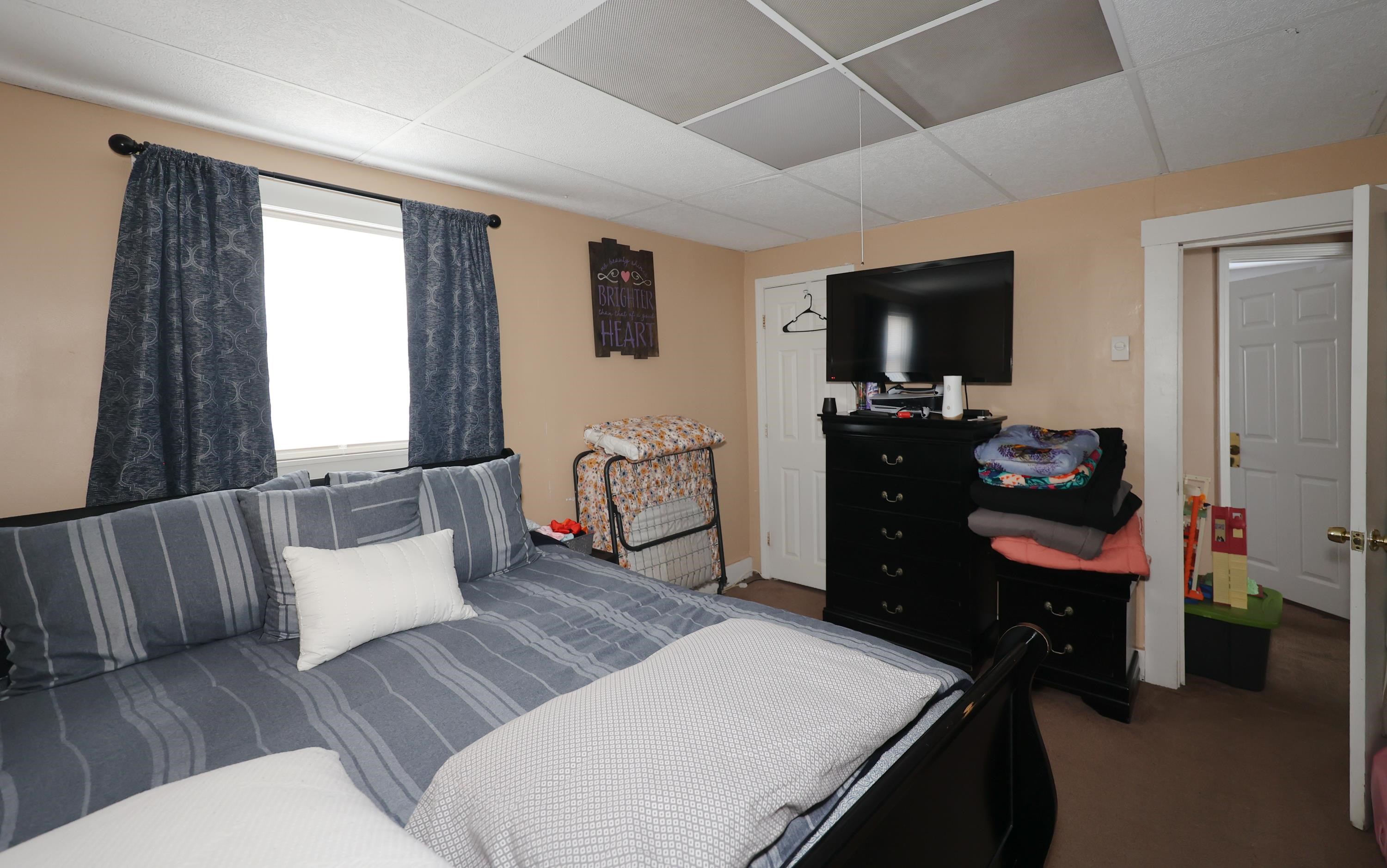 367 Spruce Street Manchester, NH 03103 - Photo 9 of 28