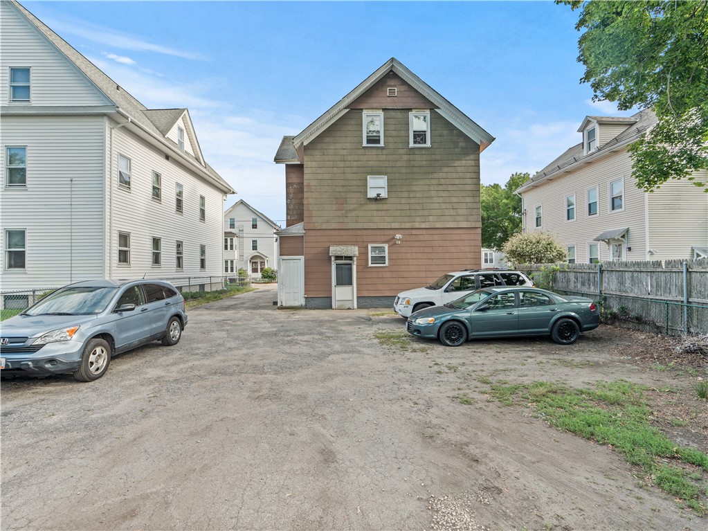 82 Appleton Avenue Pawtucket, RI 02860 - Photo 12 of 15