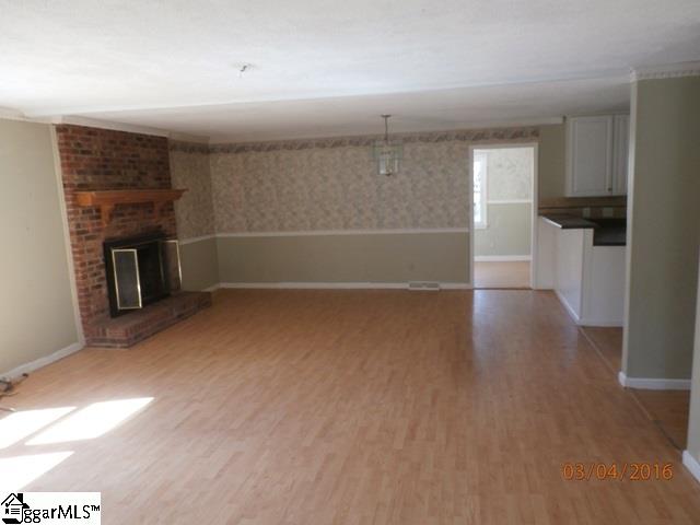 417 Charing Cross Road Taylors, SC 29687 - Photo 9 of 17 Gallery Image 9
