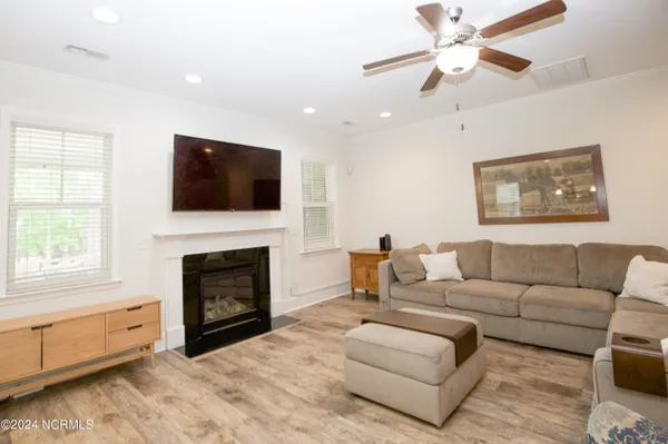 $3,100 | 144 Moultrie Lane, Aberdeen, NC 28315