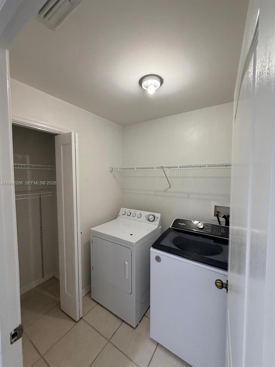 507 Peerless Circle Lehigh Acres, FL 33974 - Photo 11 of 21