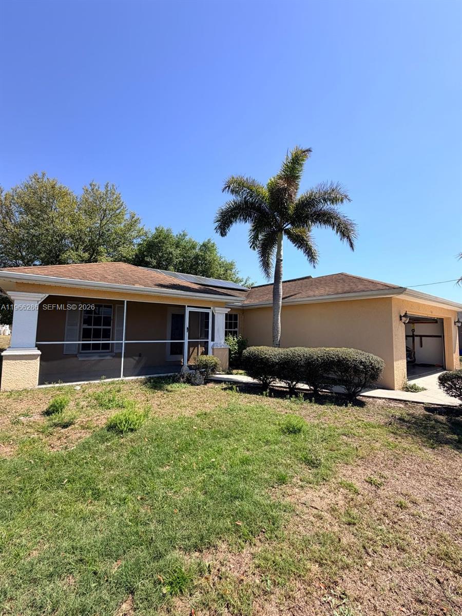507 Peerless Circle Lehigh Acres, FL 33974 - Photo 4 of 21