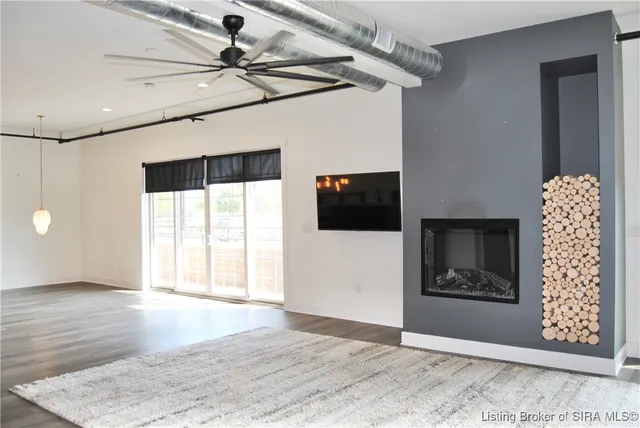 $625,000 | 211 Mulberry Street, Jeffersonville, IN 47130