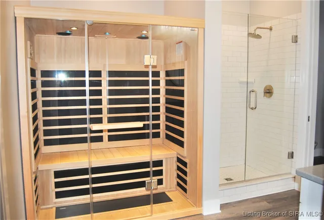 $625,000 | 211 Mulberry Street, Jeffersonville, IN 47130