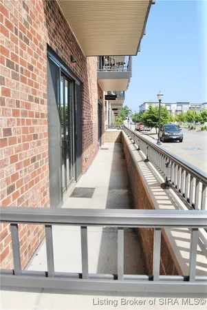 $599,000 | 211-212 Mulberry Street, Jeffersonville, IN 47130