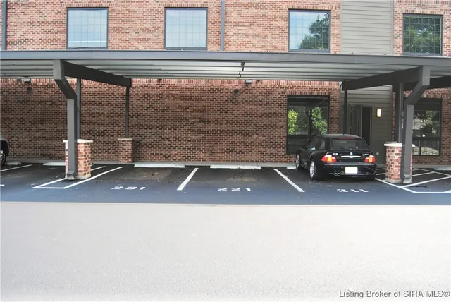 $625,000 | 211 Mulberry Street, Jeffersonville, IN 47130