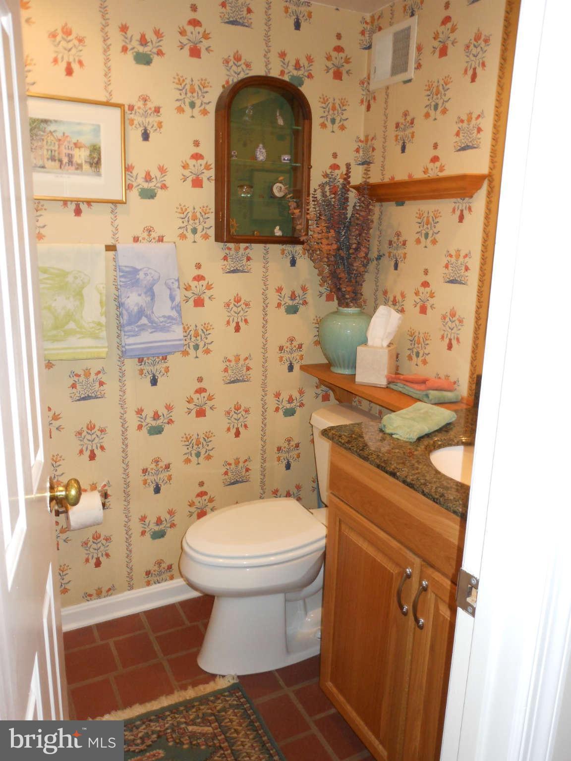 5420 Rilian Court Burke, VA 22015 - Photo 9 of 21 Bath