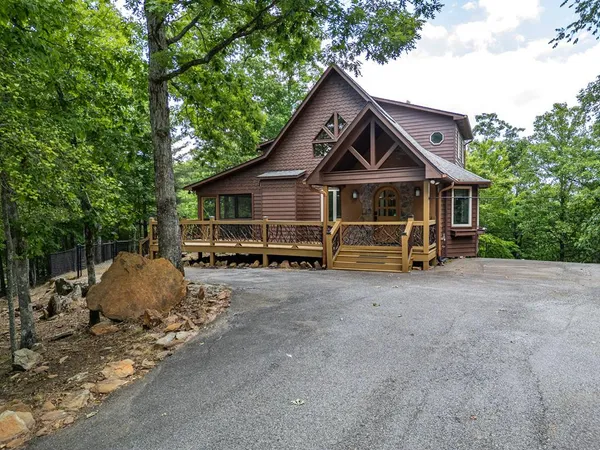 $420,000 | 104 Hickory Nut Lane, Murphy, NC 28906