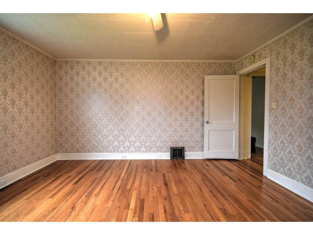 316 Colonial Heights Road Kingsport, TN 37663 - Photo 22 of 36 Photo 22