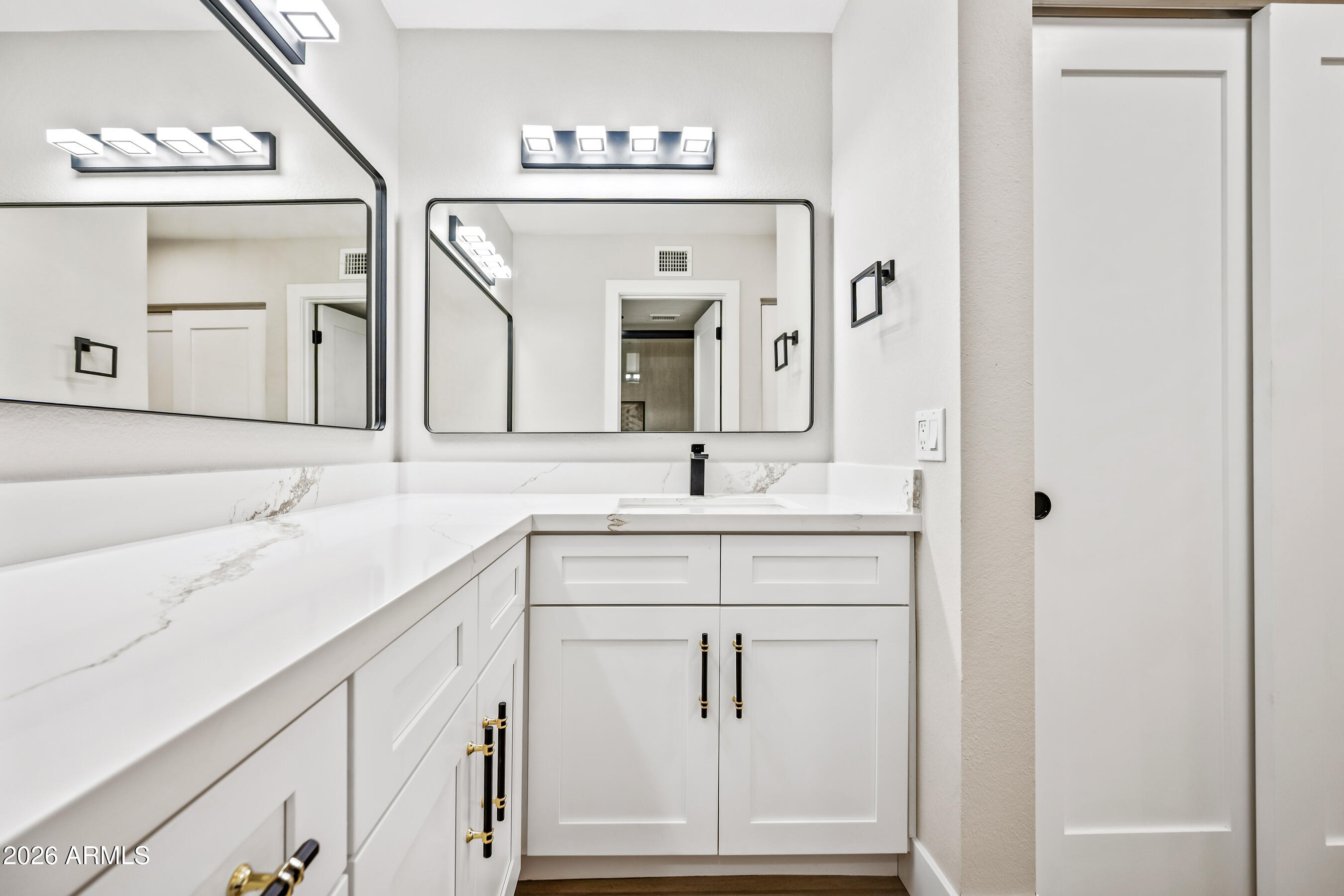 12846 South 50th Way Phoenix, AZ 85044 - Photo 18 of 30 32-12846S50W-ocupix-