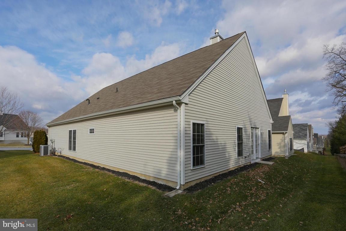 1885 Speedwell Road Lancaster, PA 17601 - Photo 4 of 26 Gallery Image 4