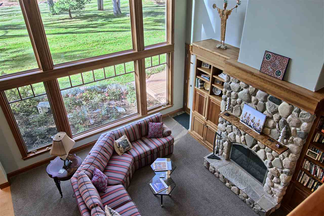 2916 Neahtawanta Road Traverse City, MI 49686 - Photo 27 of 75 1831431-26.JPG