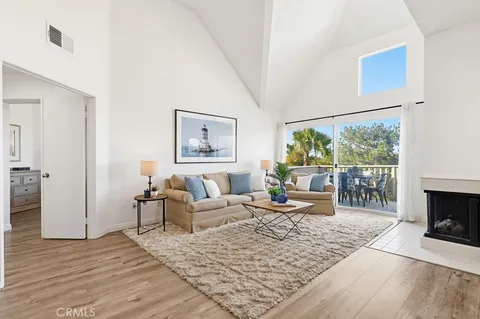 $598,000 | 1450 Brett Place, Unit 305, San Pedro, CA 90732