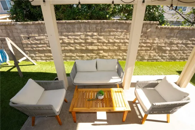 $769,950 | 27626 Saffron Lane, Saugus, CA 91350