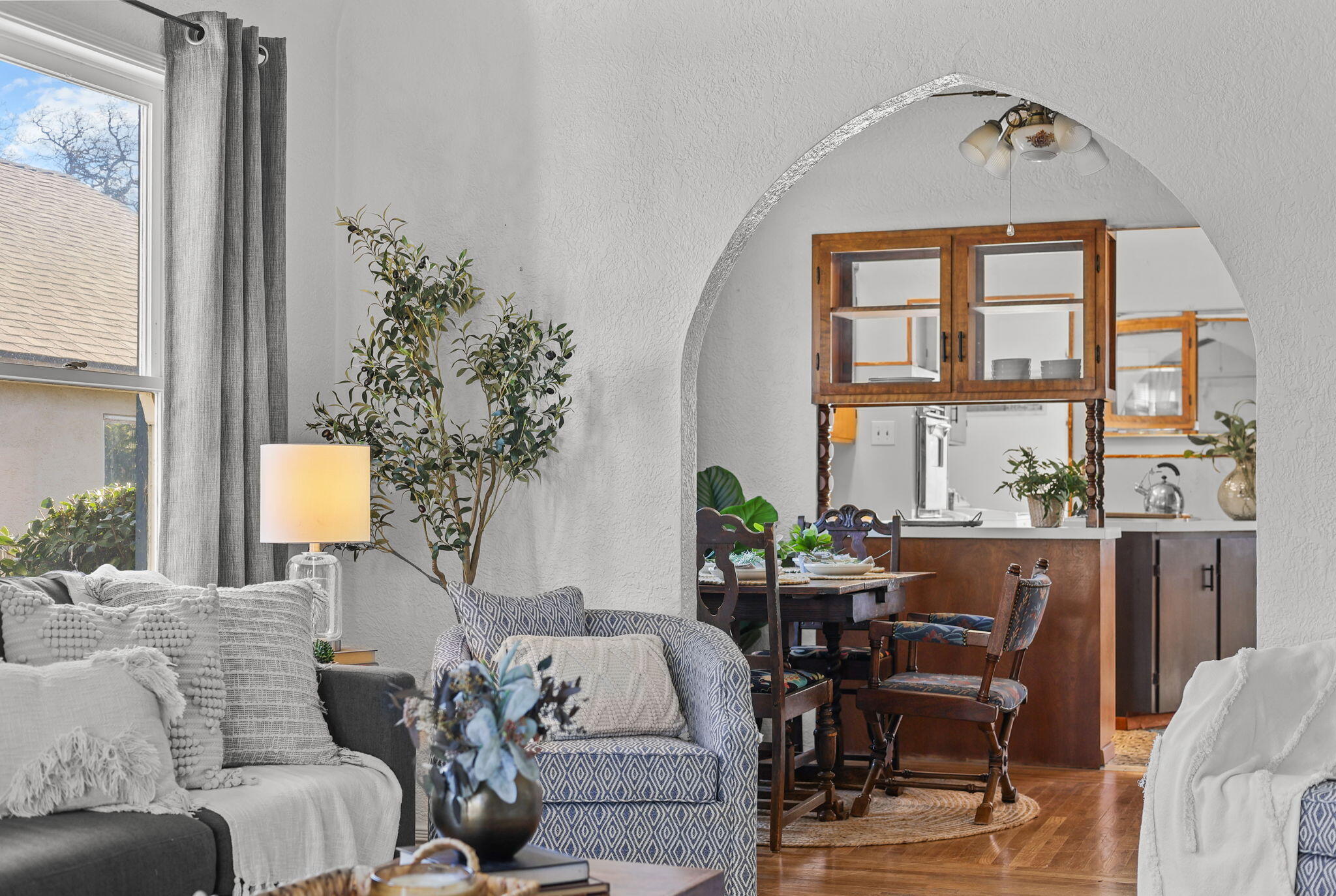 2343 North Street Redding, CA 96001 - Photo 25 of 93 Living Room Arch to Dining Room