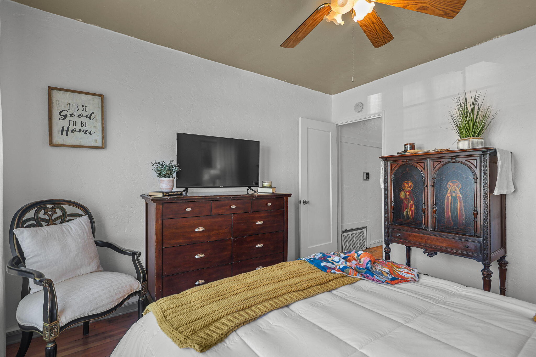 2343 North Street Redding, CA 96001 - Photo 46 of 93 Bedroom #1