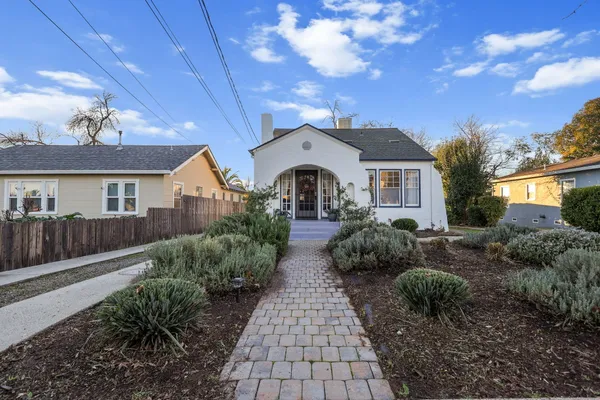 $308,000 | 2343 North Street, Redding, CA 96001