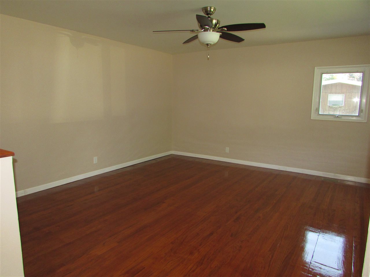5012 York Road South Bend, IN 46614 - Photo 3 of 29 Gallery Image 3