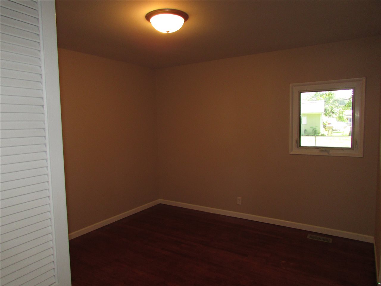 5012 York Road South Bend, IN 46614 - Photo 22 of 29 Gallery Image 22