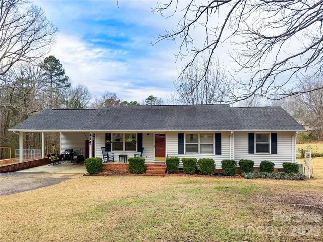 $274,900 | 444 Wateree Street, Lancaster, SC 29720