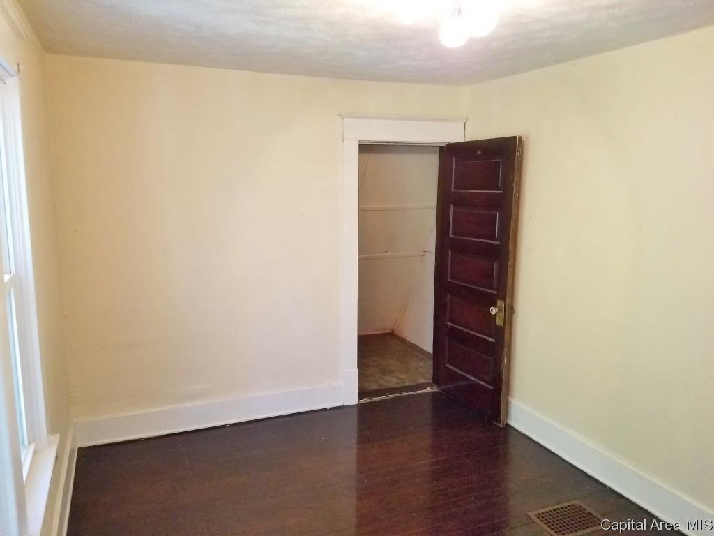 2245 South 11th Street Springfield, IL 62703 - Photo 16 of 23