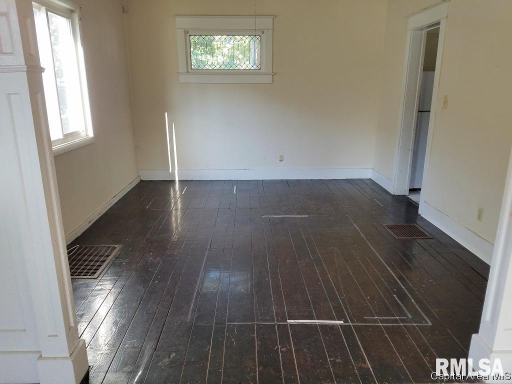 2245 South 11th Street Springfield, IL 62703 - Photo 6 of 23
