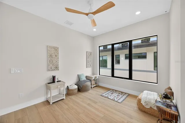 $1,295,000 | 1935 Shore Acres Boulevard Northeast, St. Petersburg, FL 33703