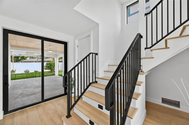 $1,295,000 | 1935 Shore Acres Boulevard Northeast, St. Petersburg, FL 33703