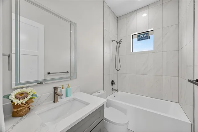 $1,295,000 | 1935 Shore Acres Boulevard Northeast, St. Petersburg, FL 33703