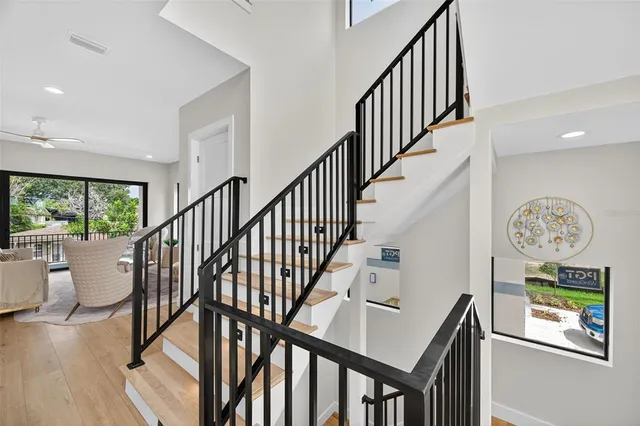 $1,295,000 | 1935 Shore Acres Boulevard Northeast, St. Petersburg, FL 33703