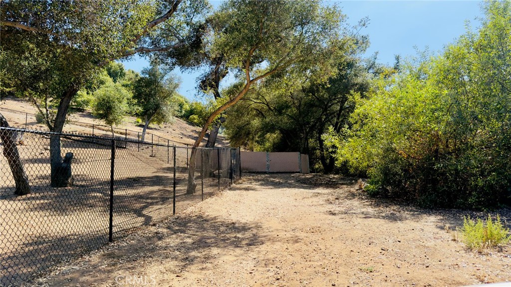 2125 Puerto Del Mundo Fallbrook, CA 92028 - Photo 52 of 73 Gallery Image 52