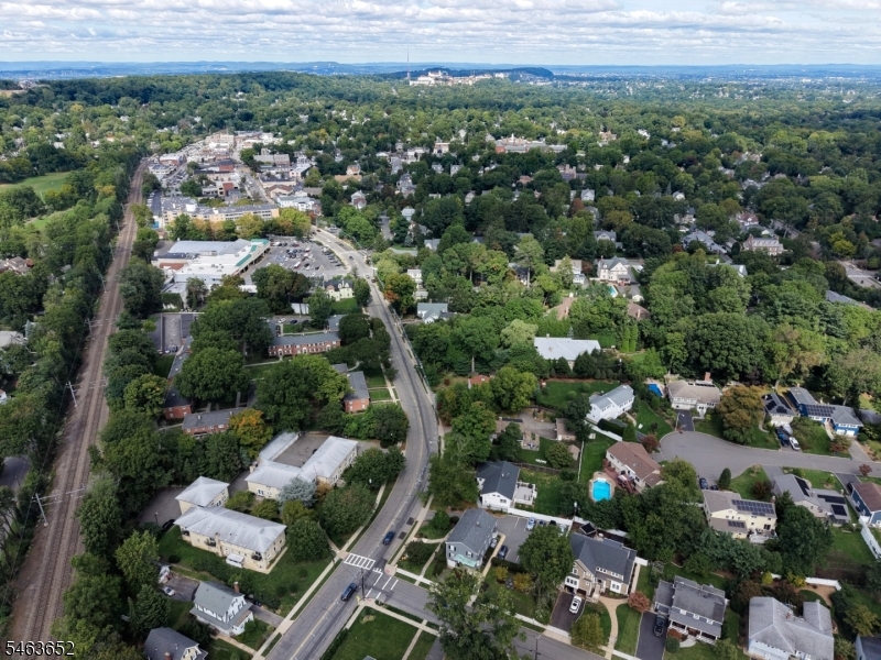470 Valley Road, Unit 9A Montclair, NJ 07043 - Photo 19 of 29 Gallery Image 19
