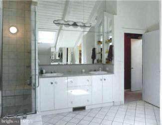 2409 Still Forest Road Baltimore, MD 21208 - Photo 22 of 30 Bath (Master)2