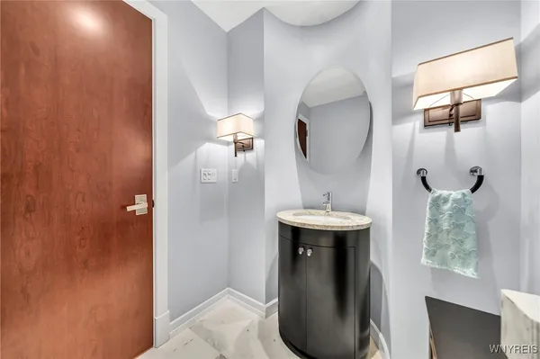 $1,550,000 | 200 Delaware Avenue, Unit 1501, Buffalo, NY 14202