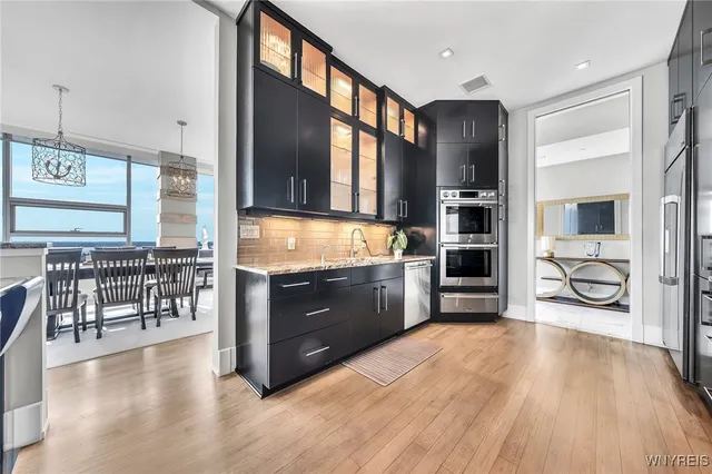 $1,550,000 | 200 Delaware Avenue, Unit 1501, Buffalo, NY 14202