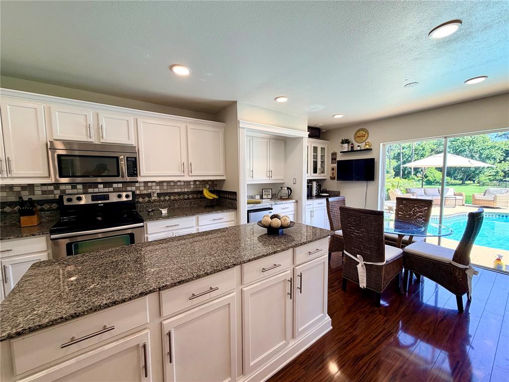 30341 Pongo Way Wesley Chapel, FL 33545 - Photo 8 of 30