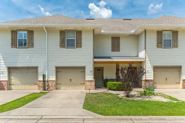 $260,000 | 406 Arbor Lake Drive, Crestview, FL 32536
