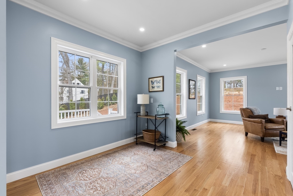24 Marion Street Walpole, MA 02081 - Photo 12 of 41