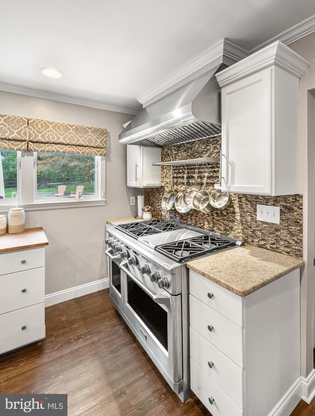 906 Old State Road Berwyn, PA 19312 - Photo 11 of 33