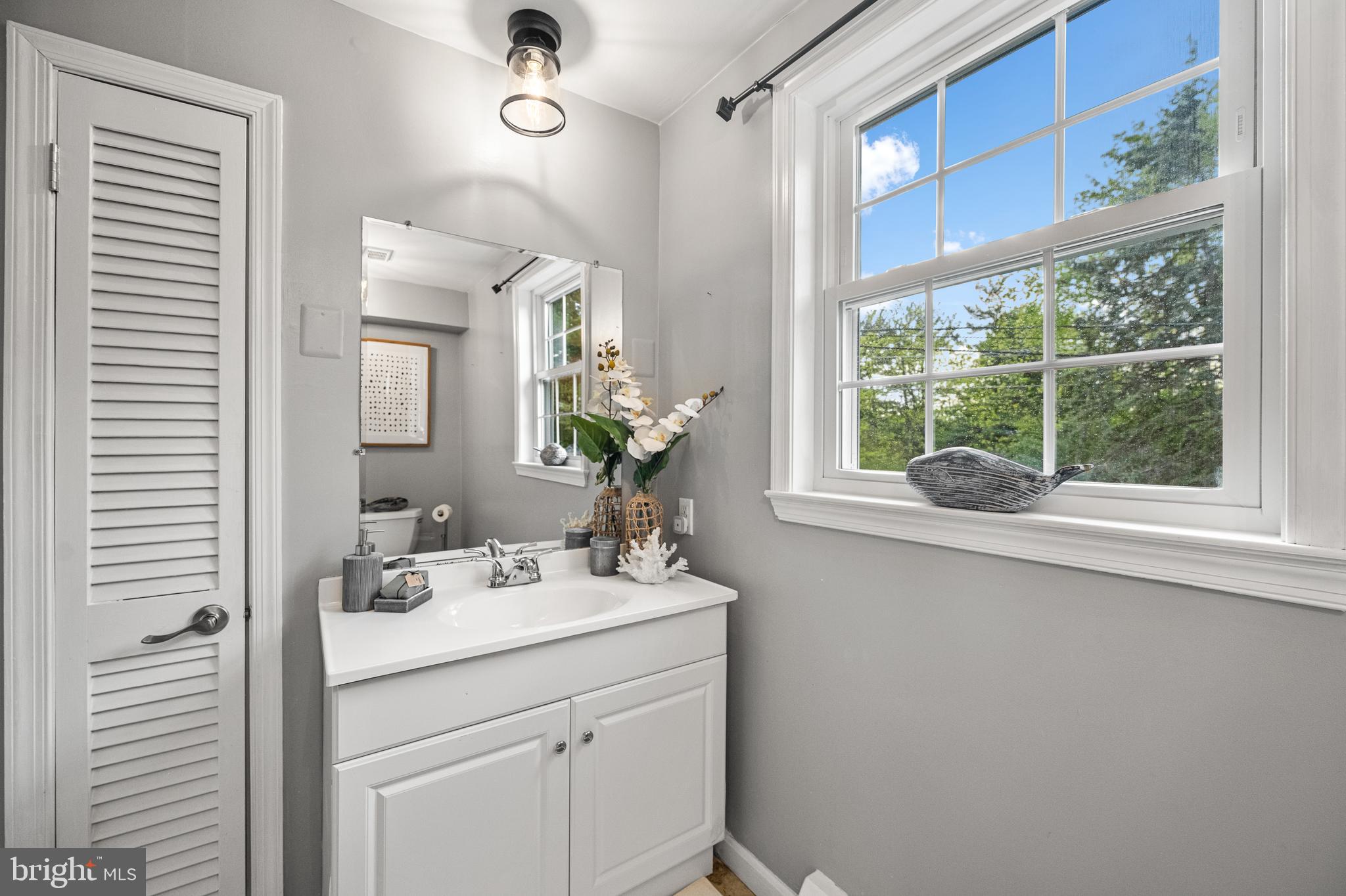 906 Old State Road Berwyn, PA 19312 - Photo 31 of 33