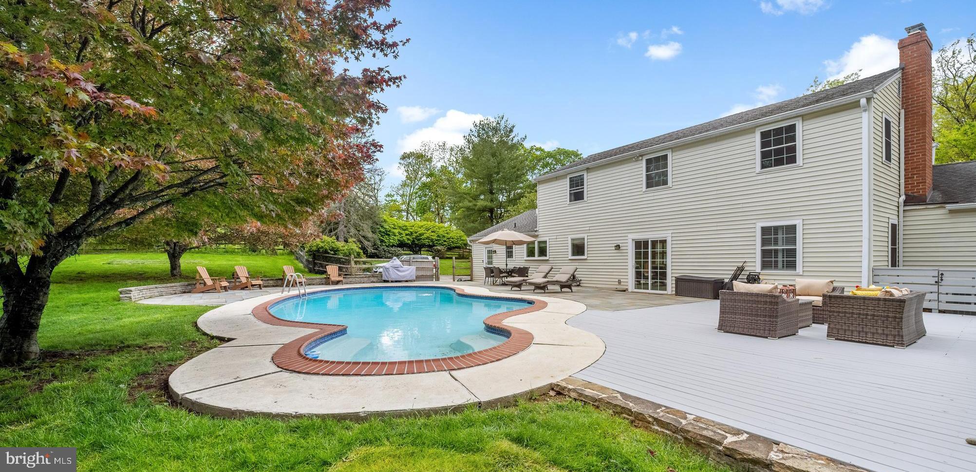 906 Old State Road Berwyn, PA 19312 - Photo 7 of 33