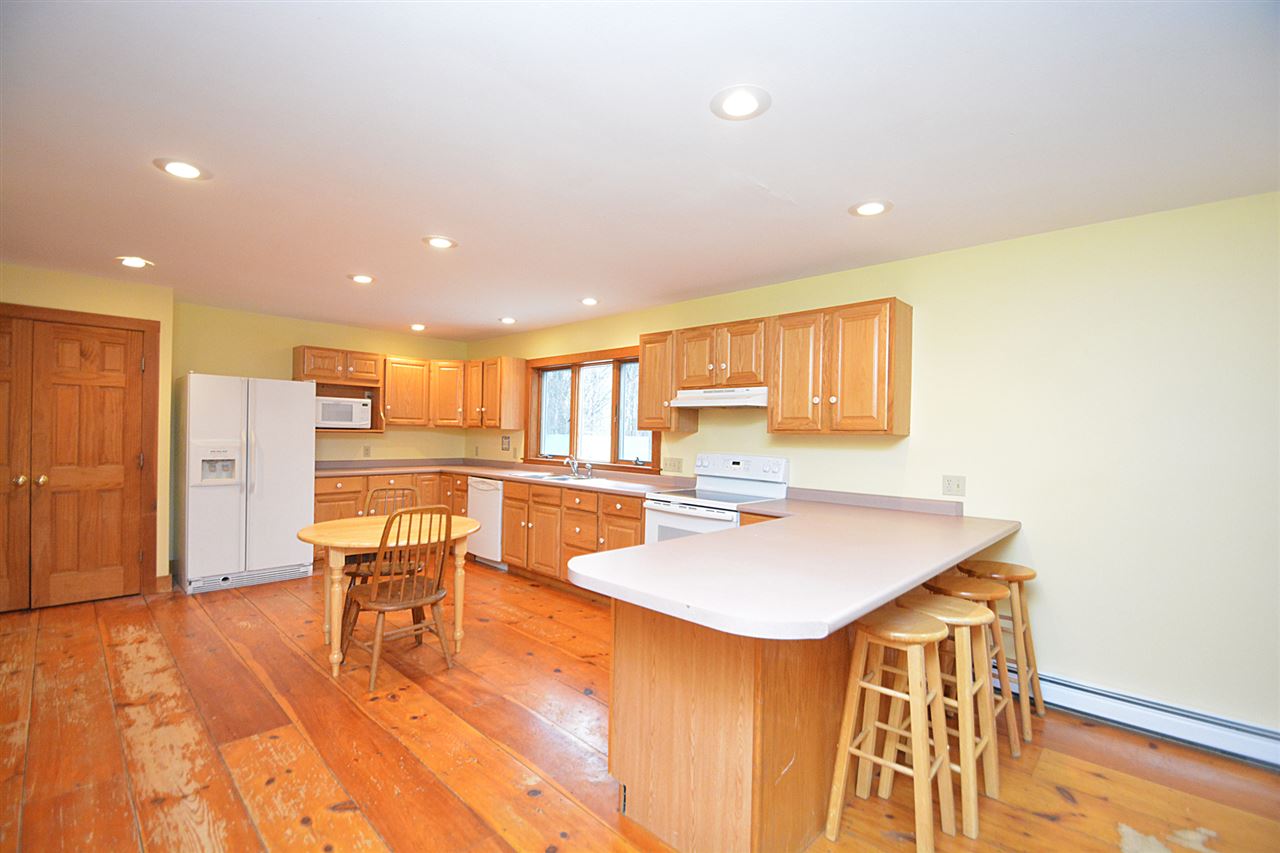 279 Lee Hook Road Lee, NH 03861 - Photo 31 of 38
