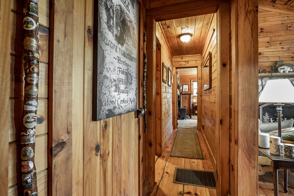 541 Mountain View Circle Blue Ridge, GA 30513 - Photo 15 of 38 Gallery Image 15